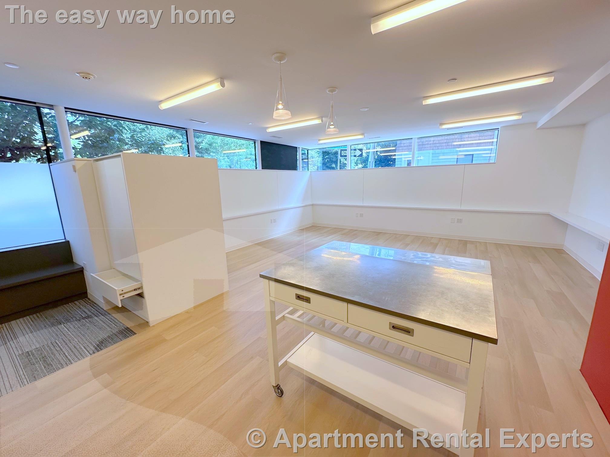 29 Warren St, East Cambridge