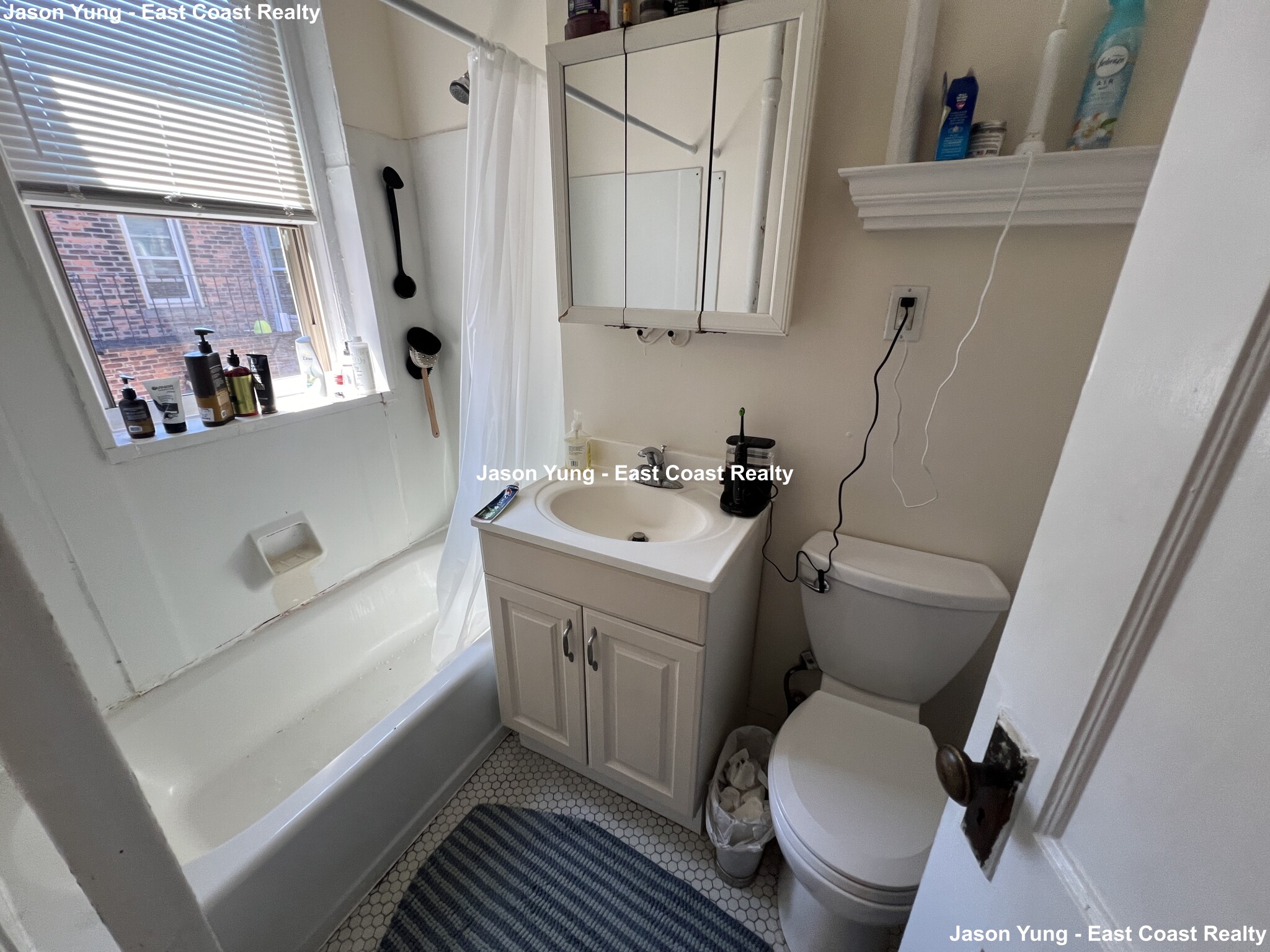 25 Queensberry St, Fenway