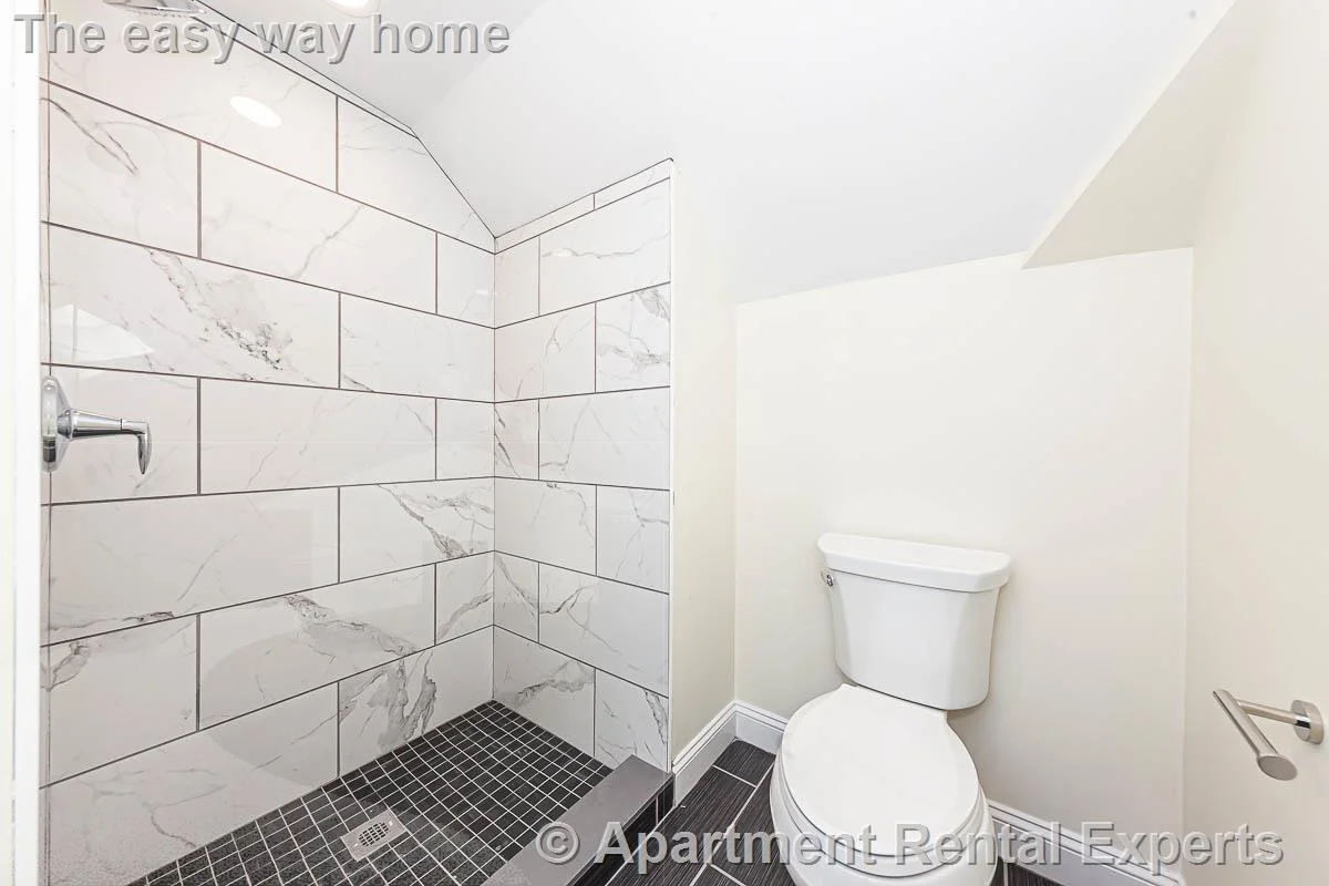 48 Caldwell Rd, Waltham
