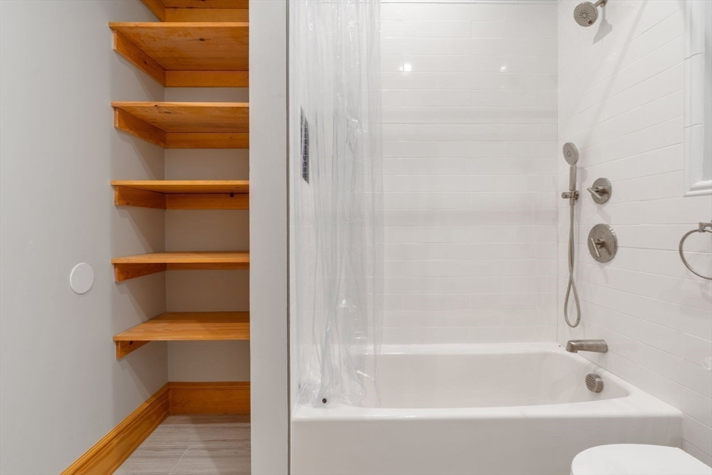 36 Westmoreland St, Dorchester