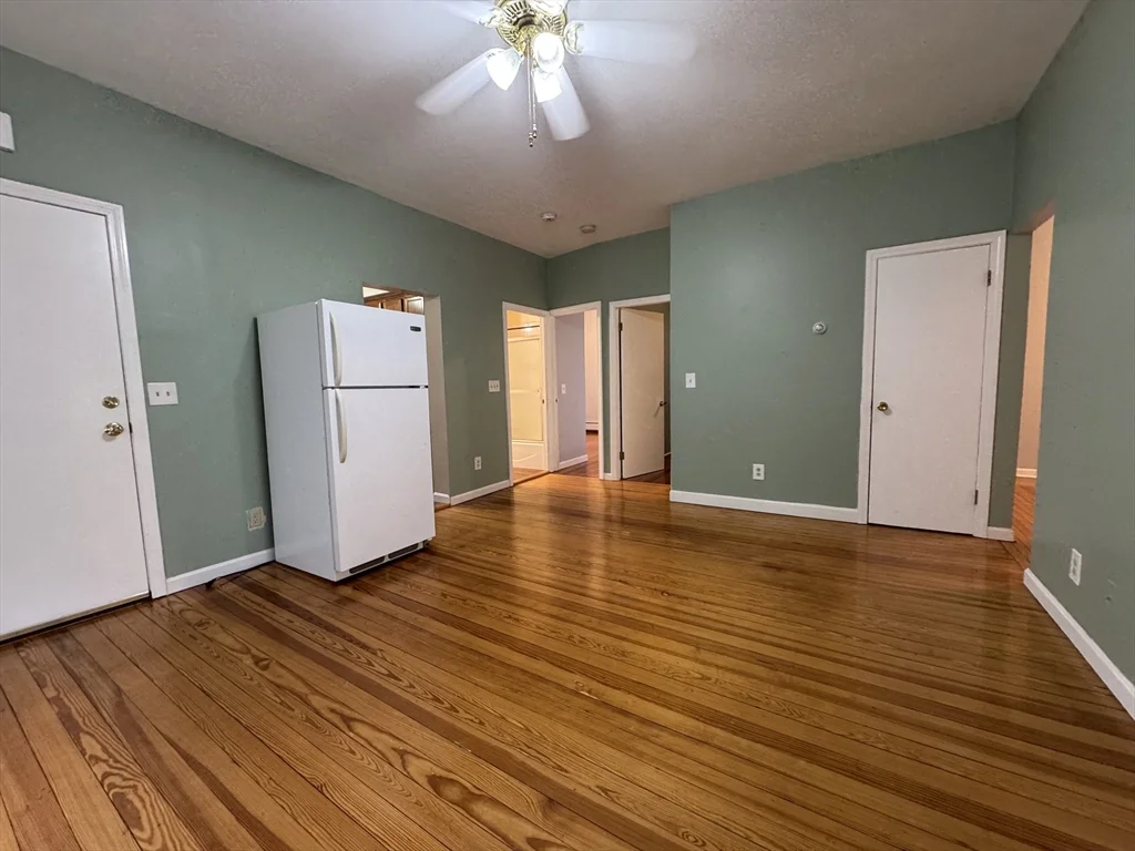 171 Hunter St, Fall River