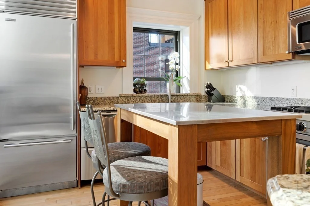 99-105 Broad, Waterfront