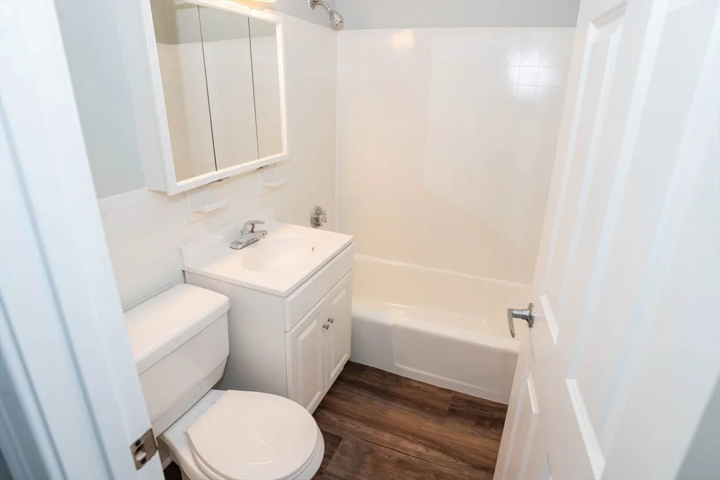 170 Parker Hill Ave, Mission Hill