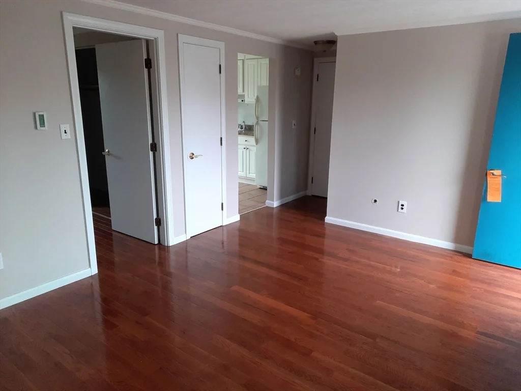 1733 Ocean St, Marshfield