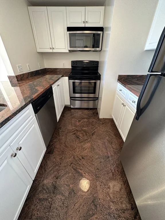 8 Museum Way, East Cambridge