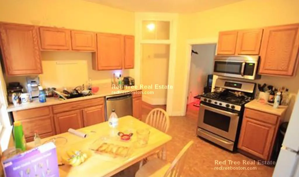 36 Cherokee St, Mission Hill