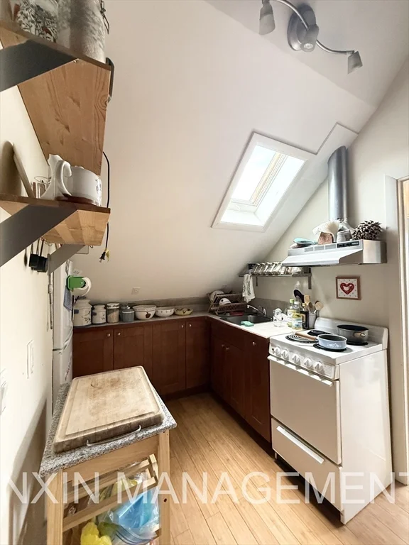 2 Orchard St, Porter Square