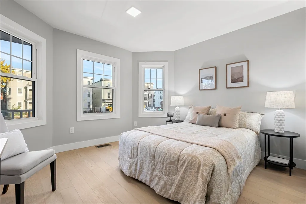 679-683 Columbia Rd, Dorchester