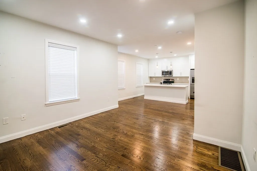 757 Washington St, Dorchester