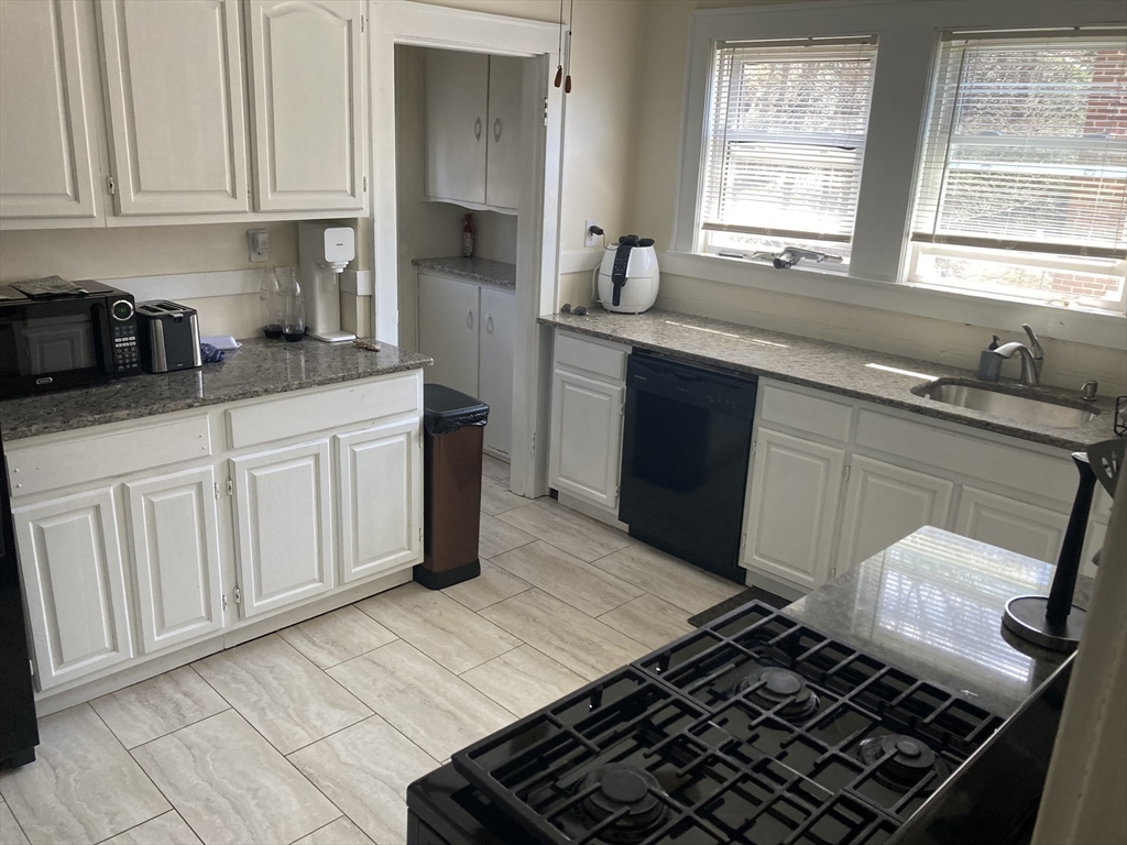 51 Brock St, Brighton