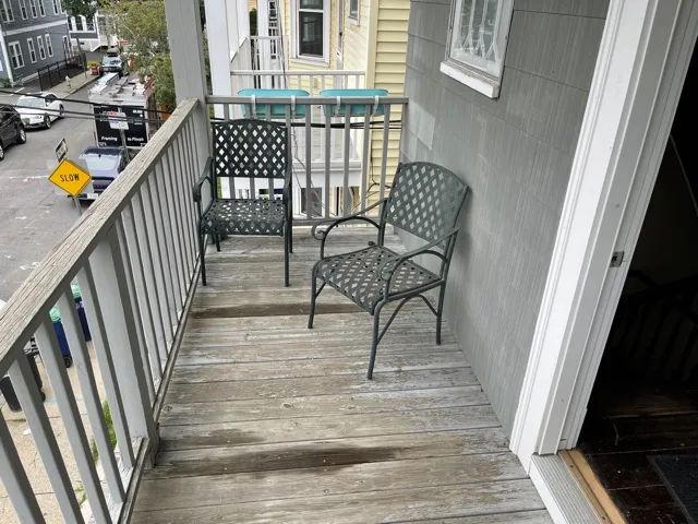 81 Newbury St, Teele Square