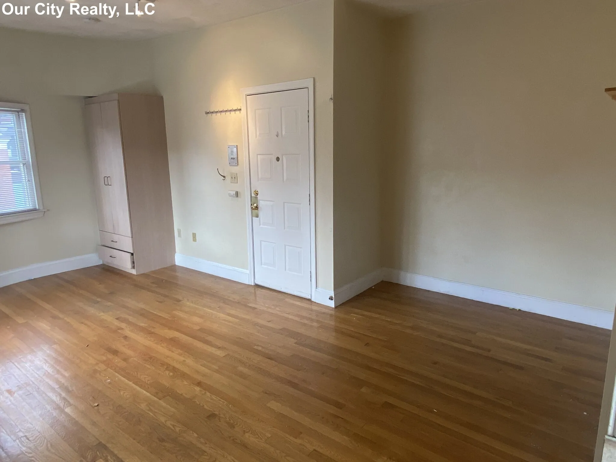 12 Auburn St, Cambridgeport