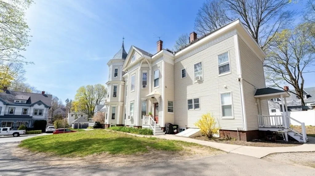 107 Chestnut St, Haverhill