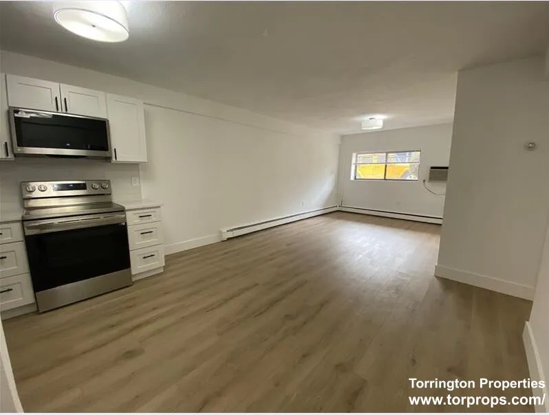 741 East 6th St, South Boston