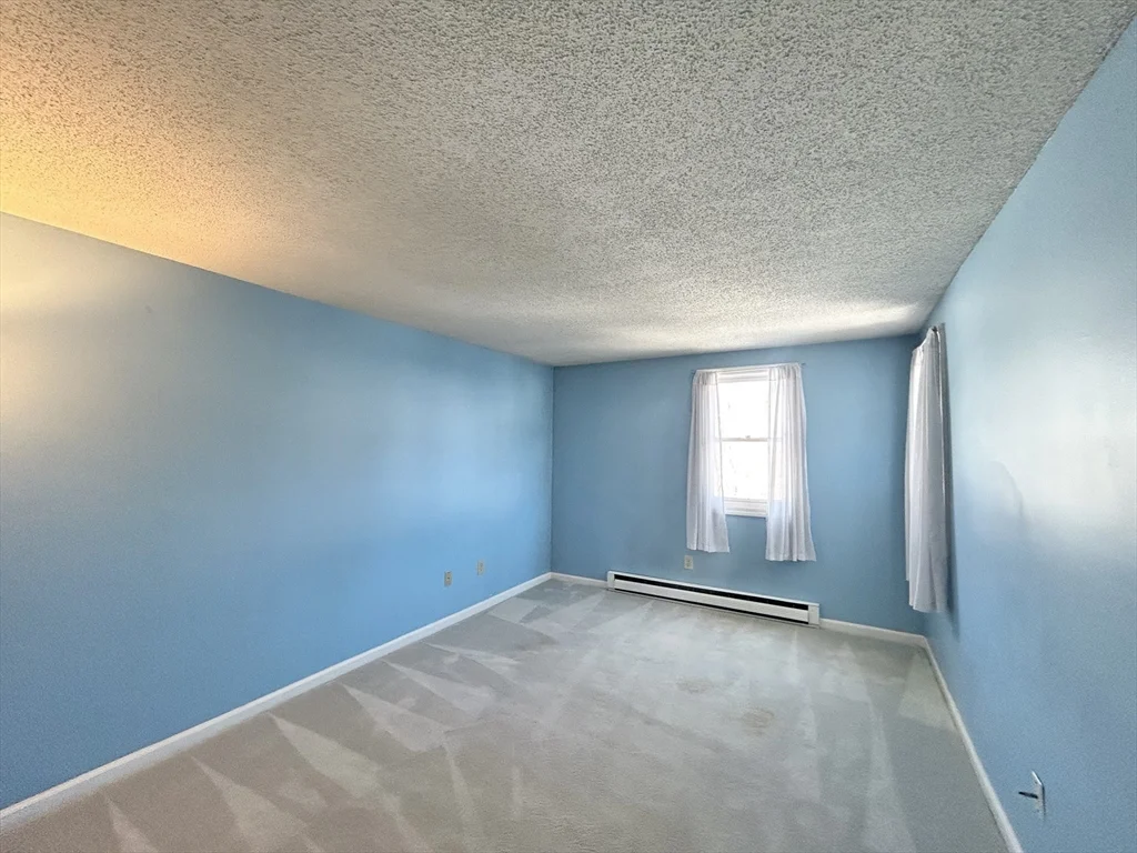 186 Heritage Dr, Northbridge