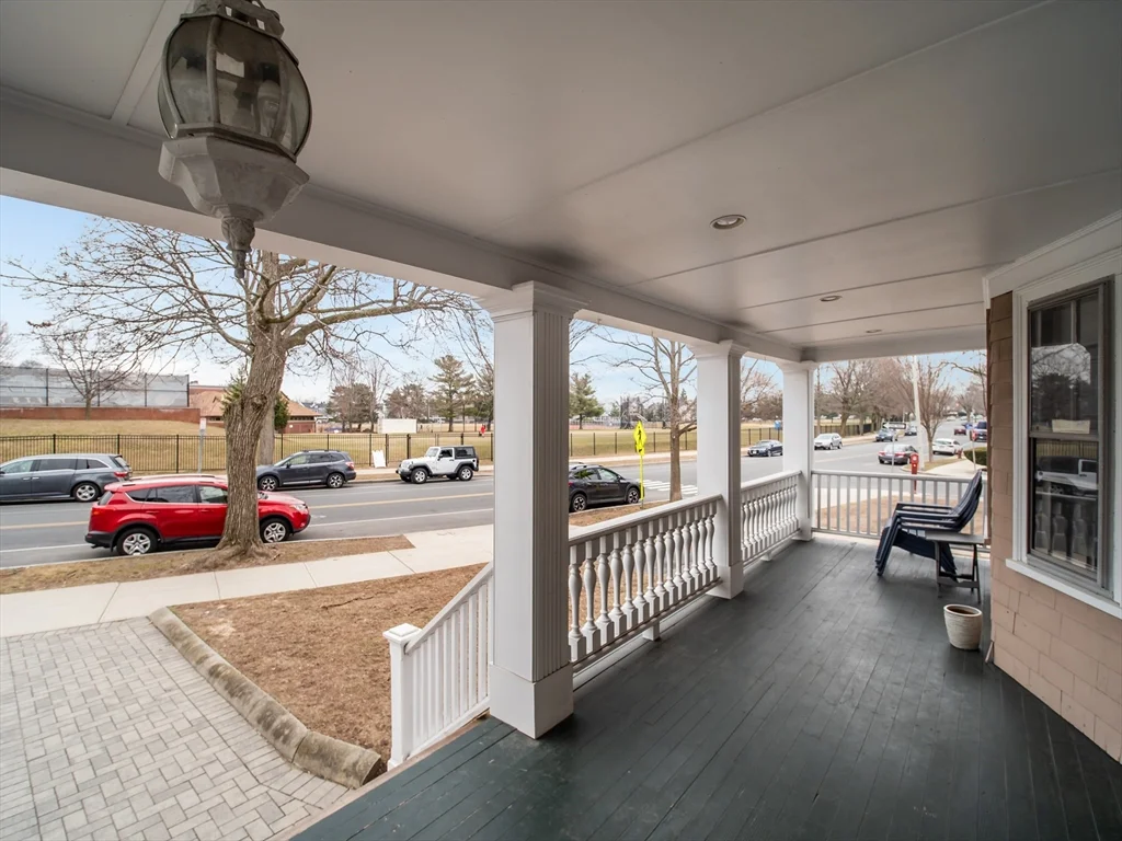60 Powder House Blvd, Tufts
