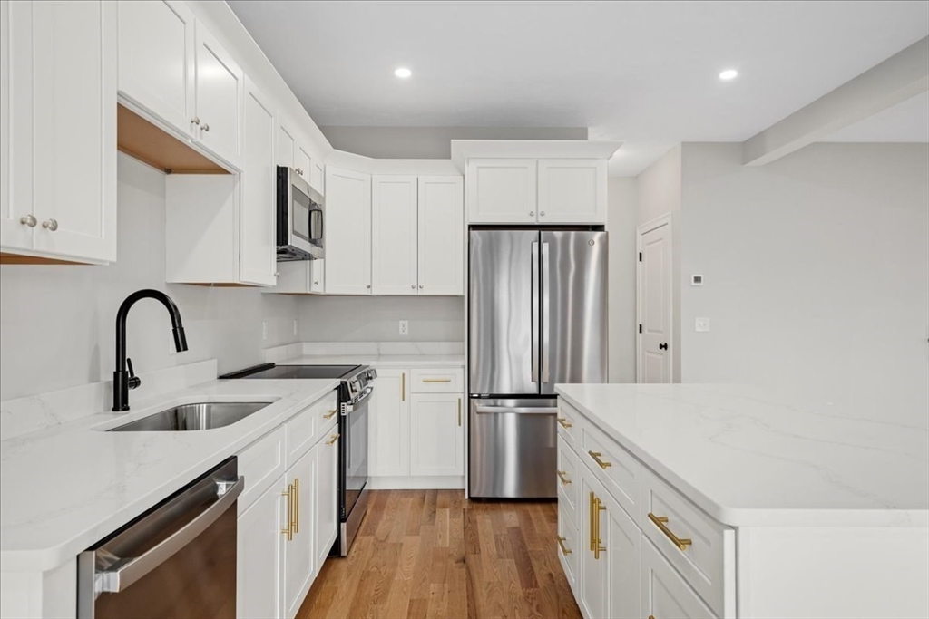 77 Upland St, Worcester