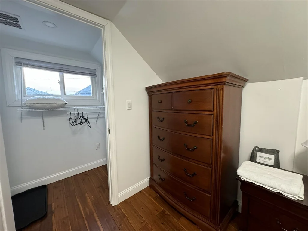 16 Homestead Ave, Quincy