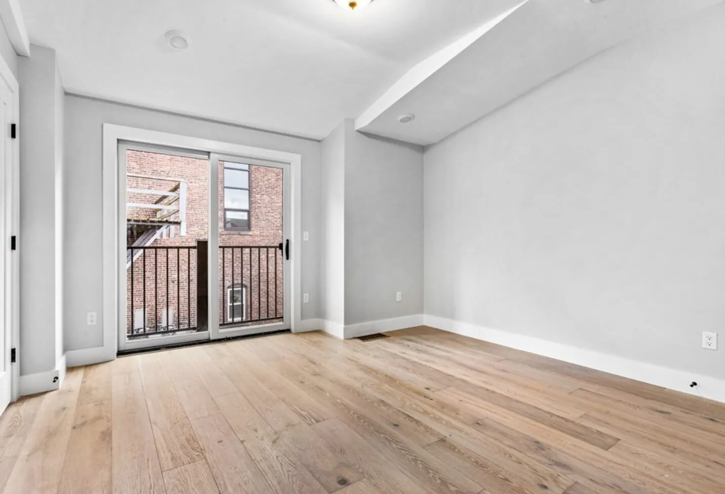 300 Somerville Ave, Ward Two