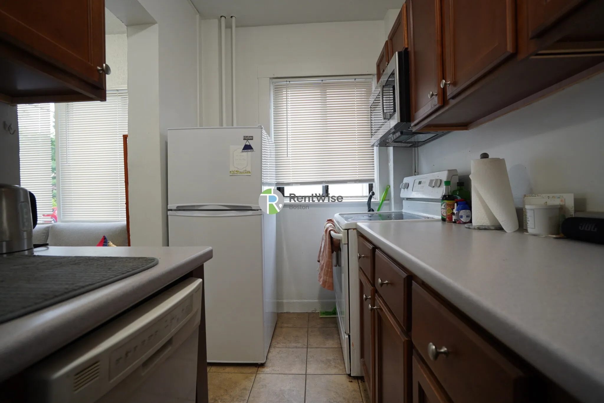 230 Walnut St, Newtonville