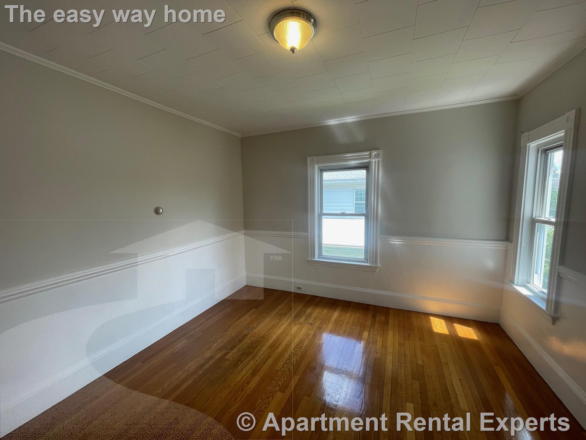 94 Central Ave, Medford Square