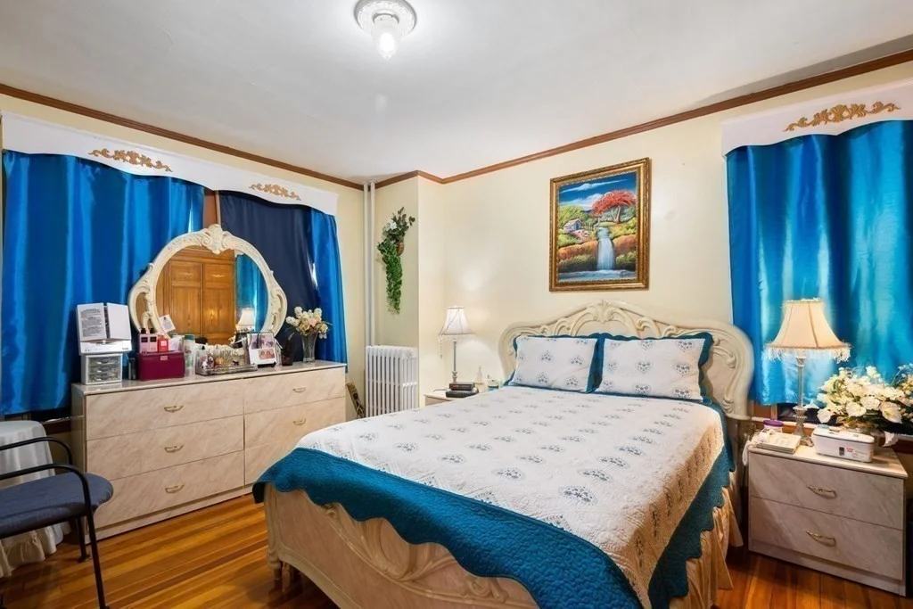 93 Florence, Roslindale