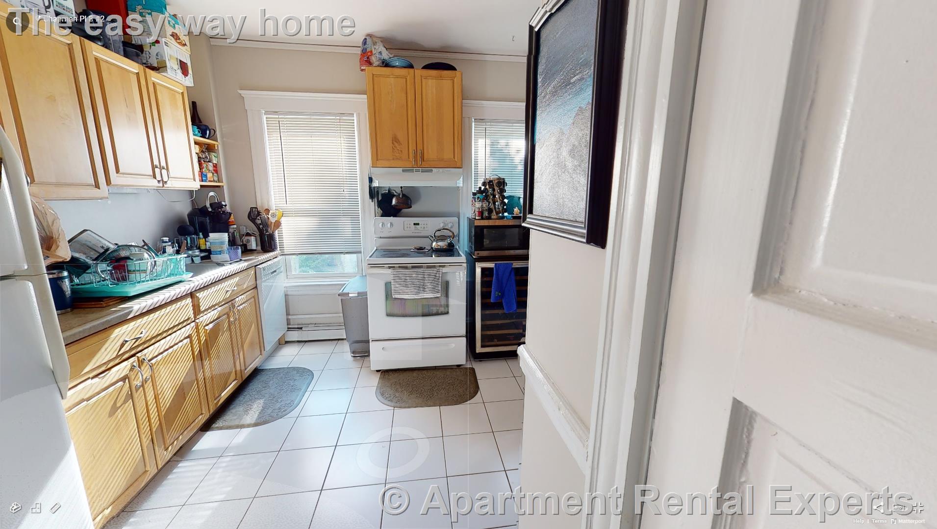 8 Chapman Pl, Harvard Square