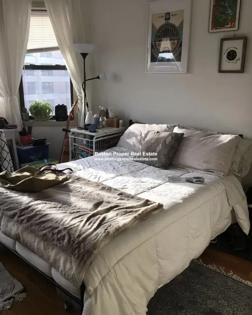 1021 Tremont St, South End