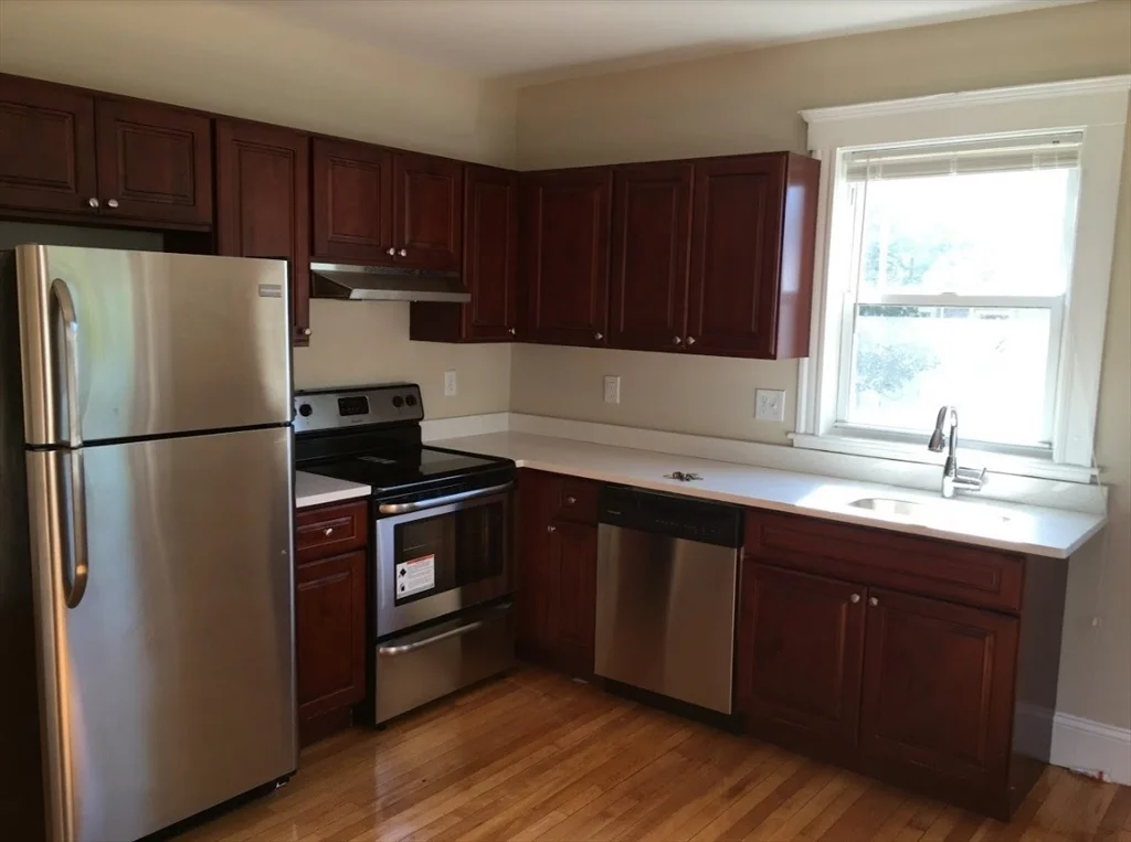 295-297 Washington St, Quincy