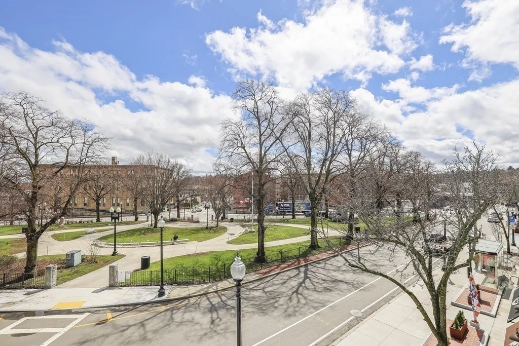 734 South St, Roslindale