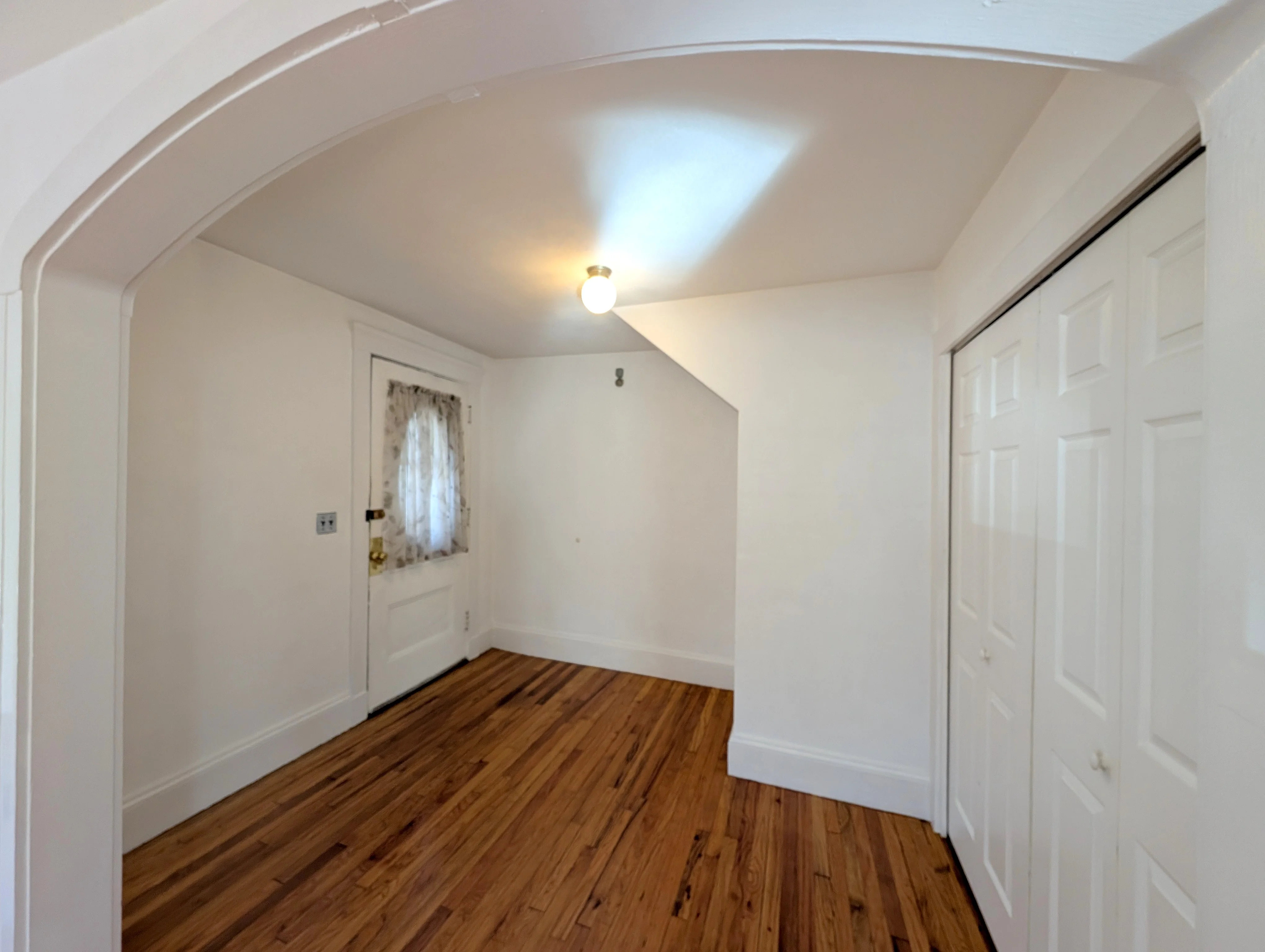 119 Lowell St, Powder House Square