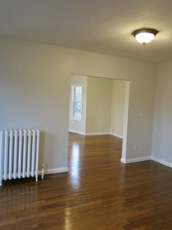 218 Whitman Ave, Whitman