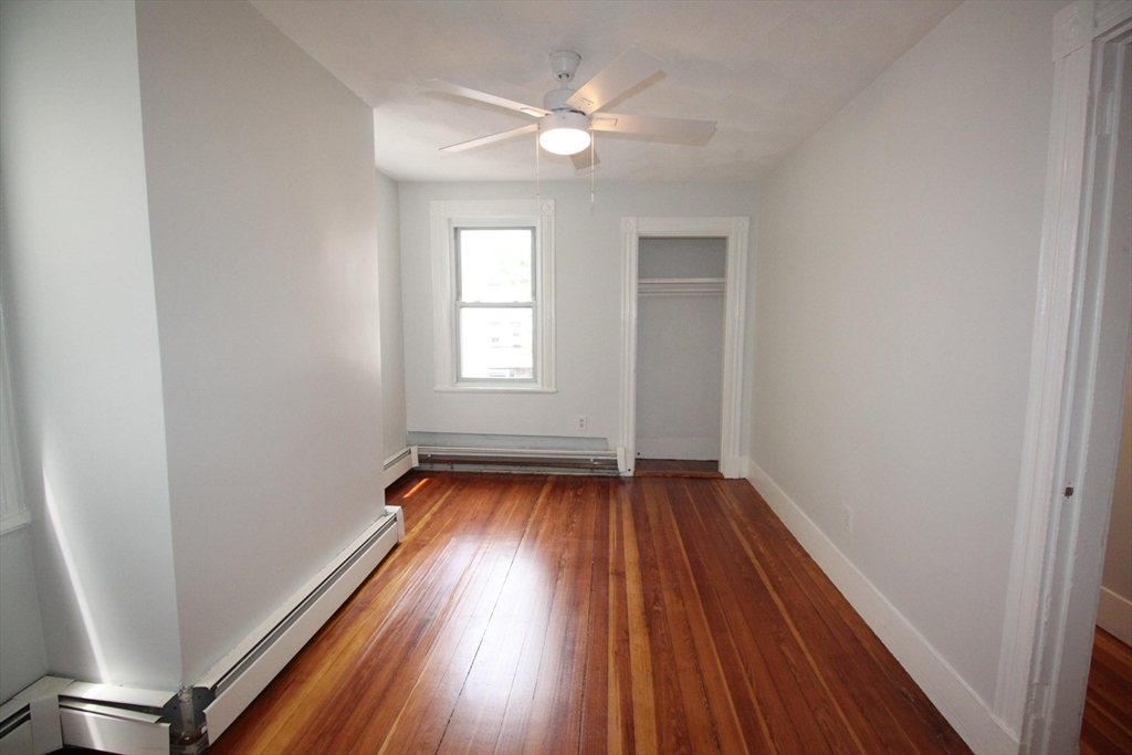 12 Albion Pl, Charlestown