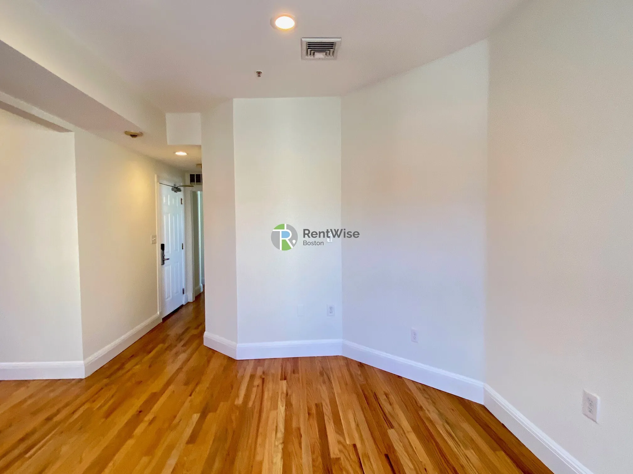 10 Brainerd Rd, Allston