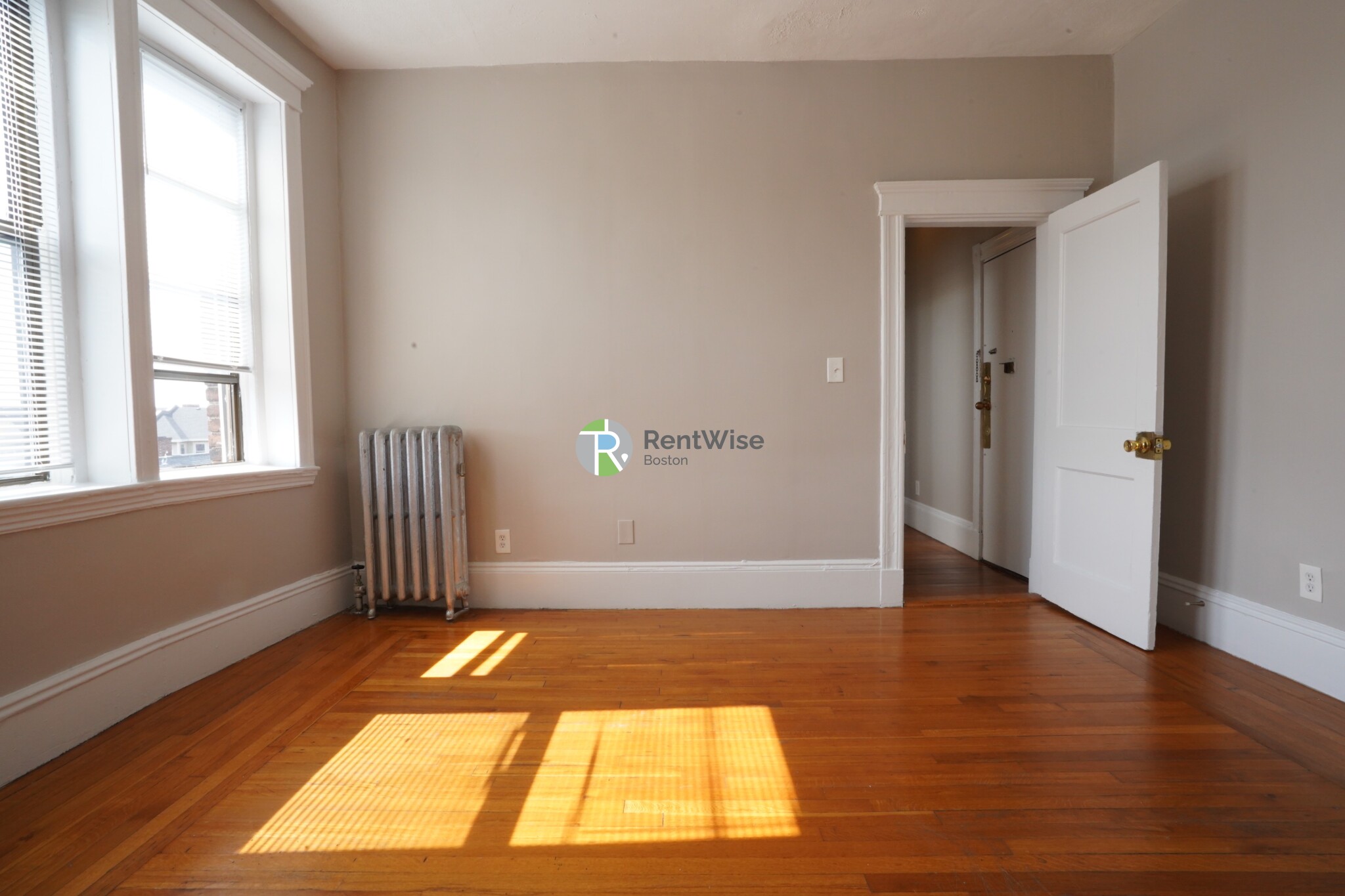 56 Gardner St, Allston