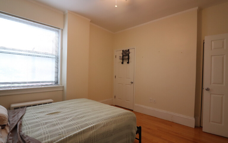 1100 Beacon St, Brookline