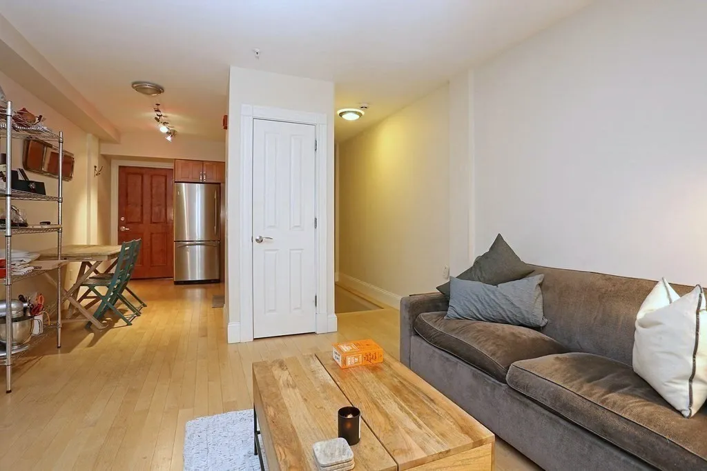 45 West Broadway, South Boston