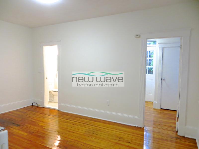 43 Joy St, Beacon Hill