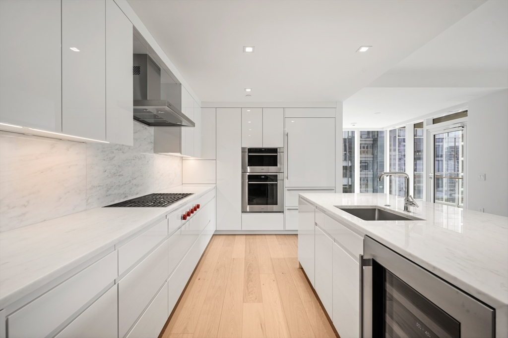 150 Seaport Blvd, Seaport District