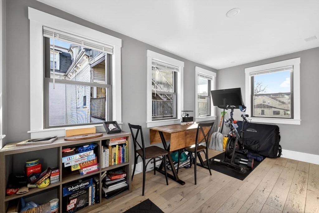 20 Arlington, East Somerville