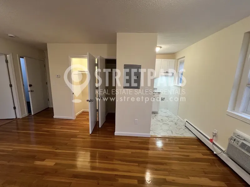 2018 Commonwealth Ave, Brighton