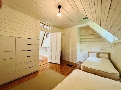 83 Washington Ave, Neighborhood Nine