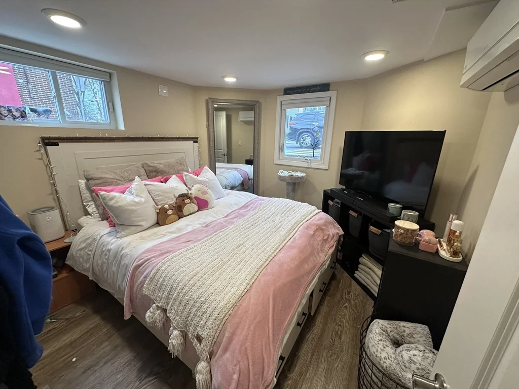 391 Washington, Ward Two