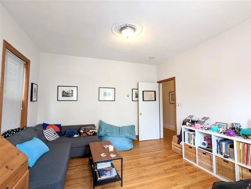392 Washington St, Ward Two
