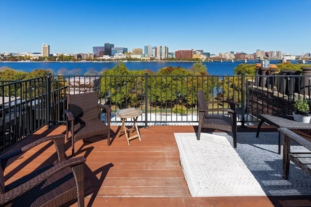 214 Beacon, Back Bay