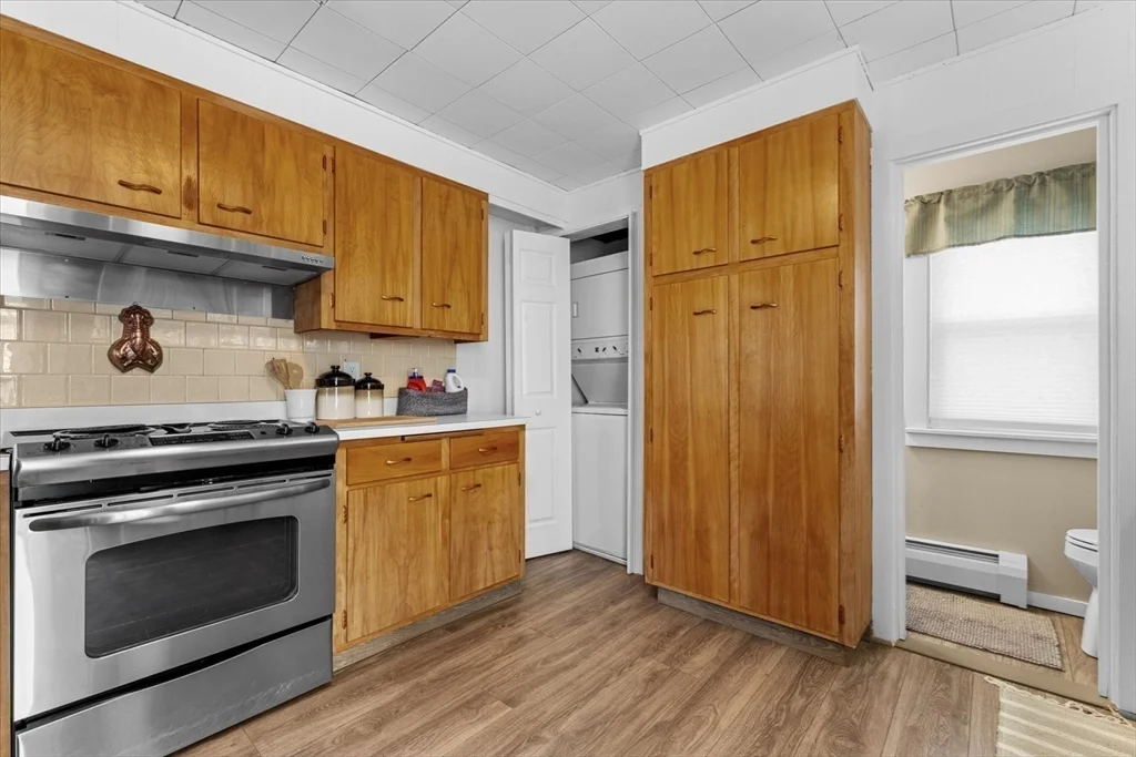 6 Davis Way, Worcester