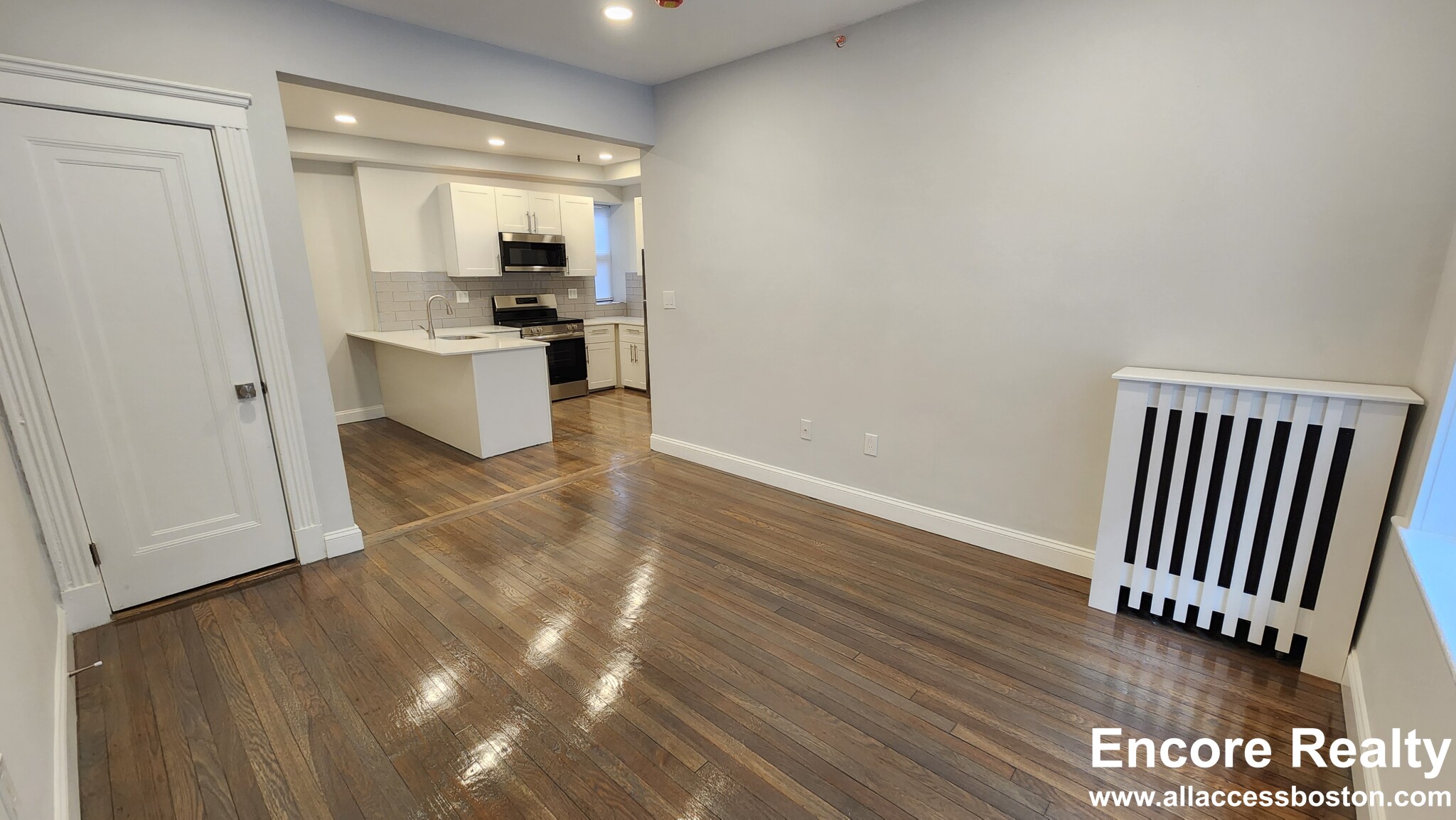 11 Peterborough St, Fenway