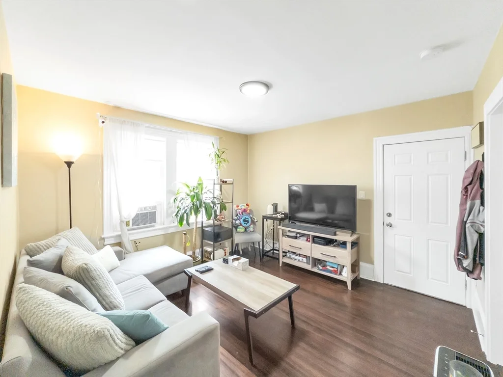 24 Annafran St, Roslindale