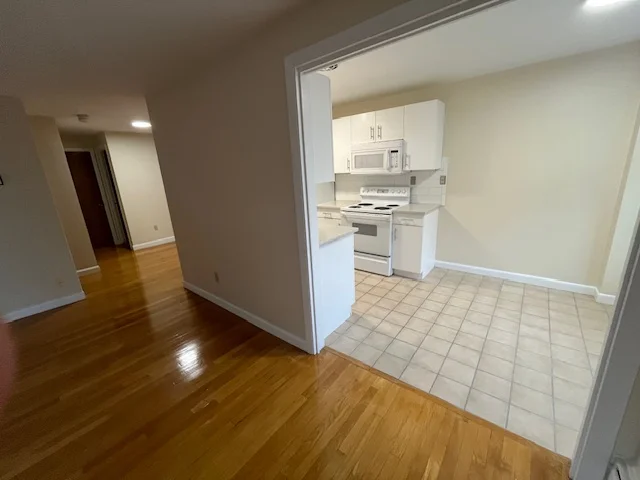 179 Elm St, Davis Square