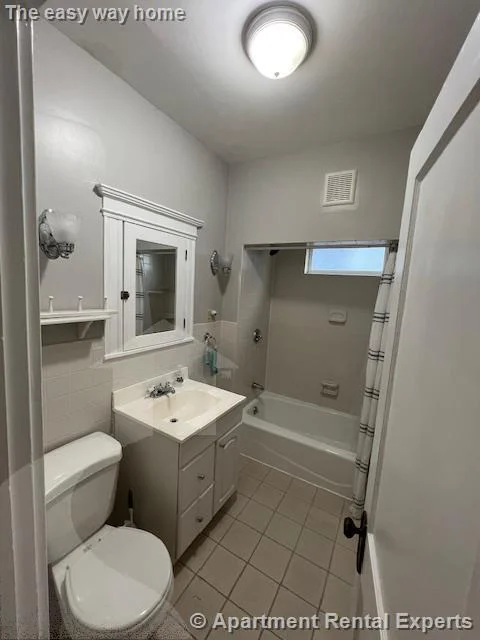 76 Powderhouse Blvd, Davis Square